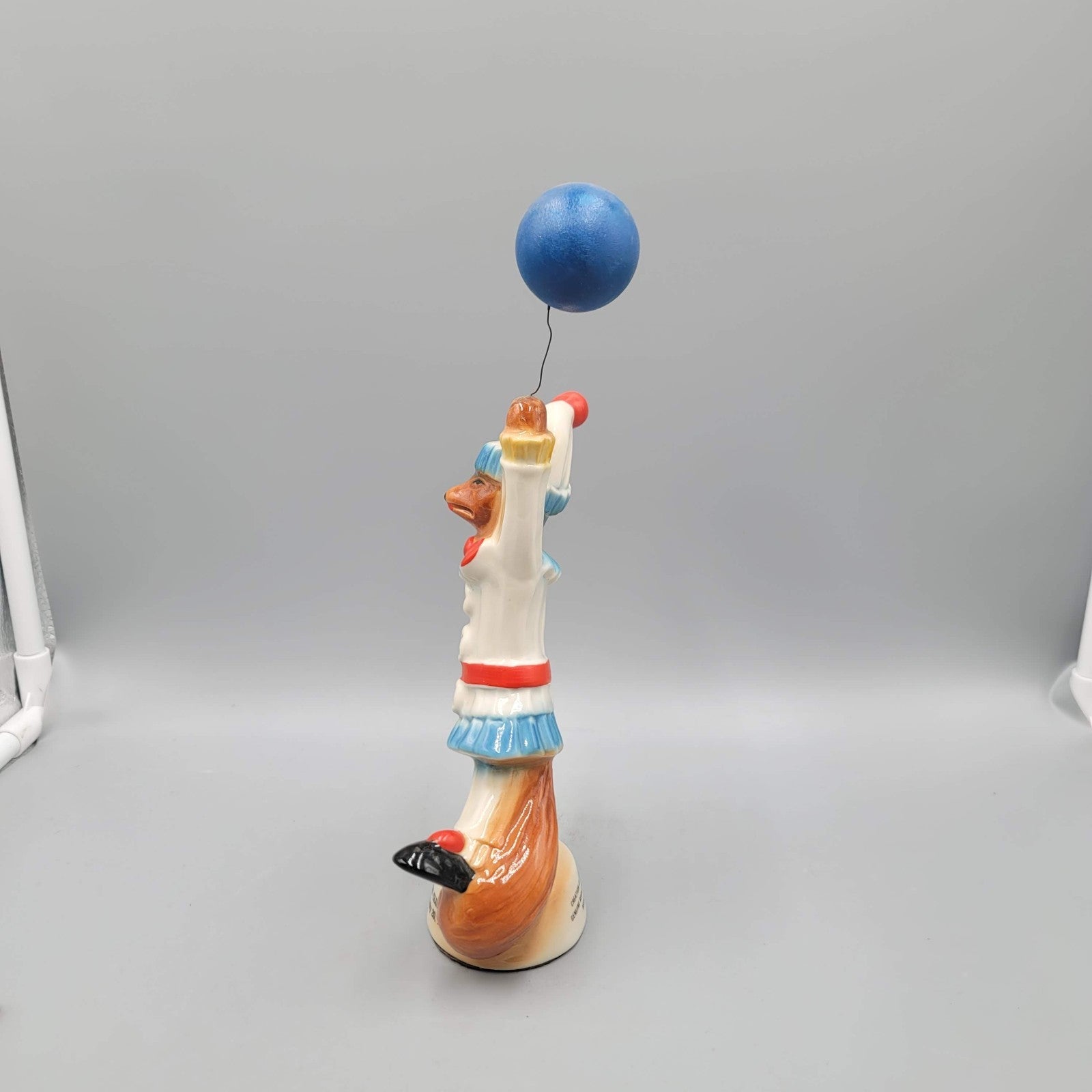 VtgJim Beam Regal China Clown Blue Balloon Decanter 1980 NE Beam Club Foxie
