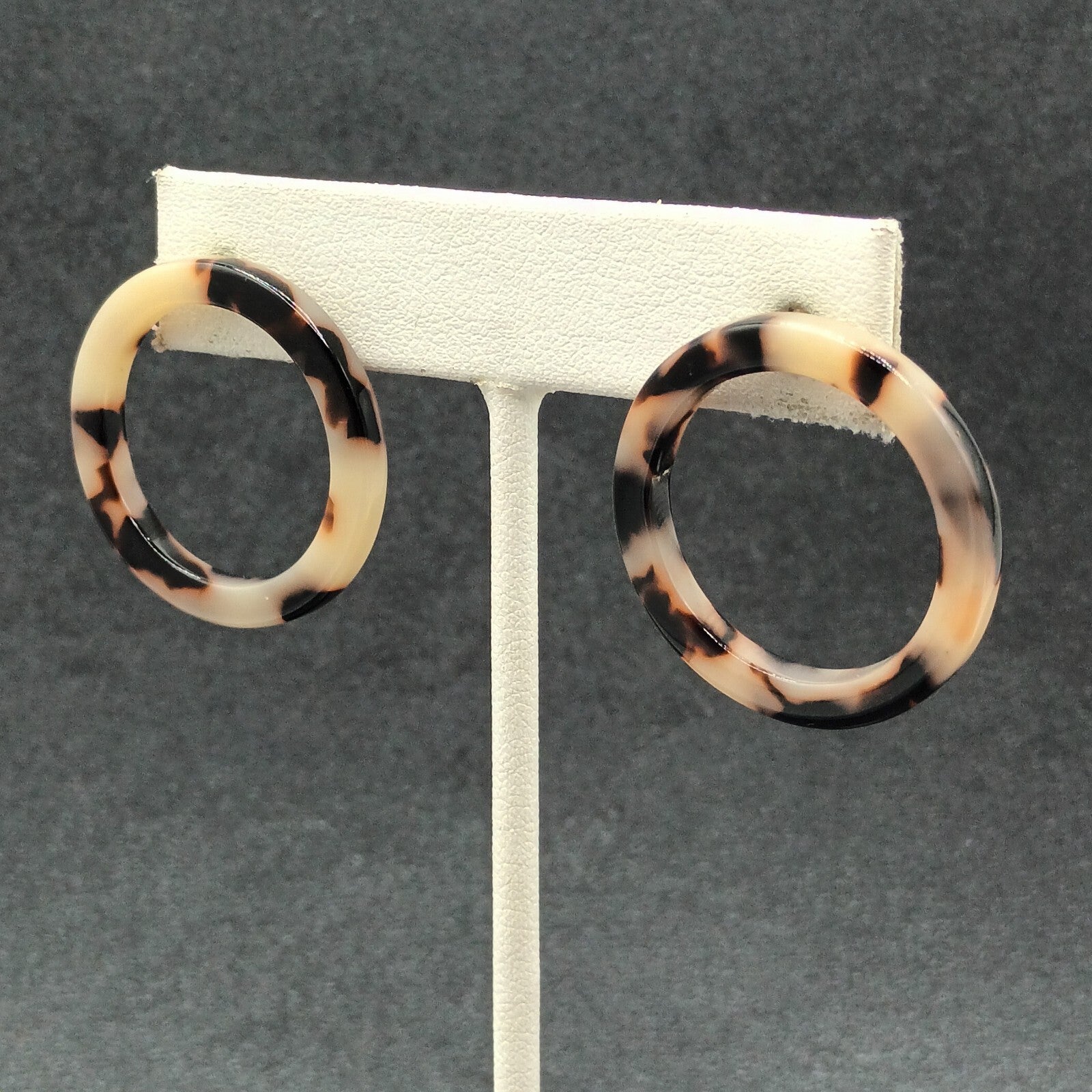 Pierced Earrings Brown Speckled Acrylic Open Circle Hoop Drop 1 1/8"
