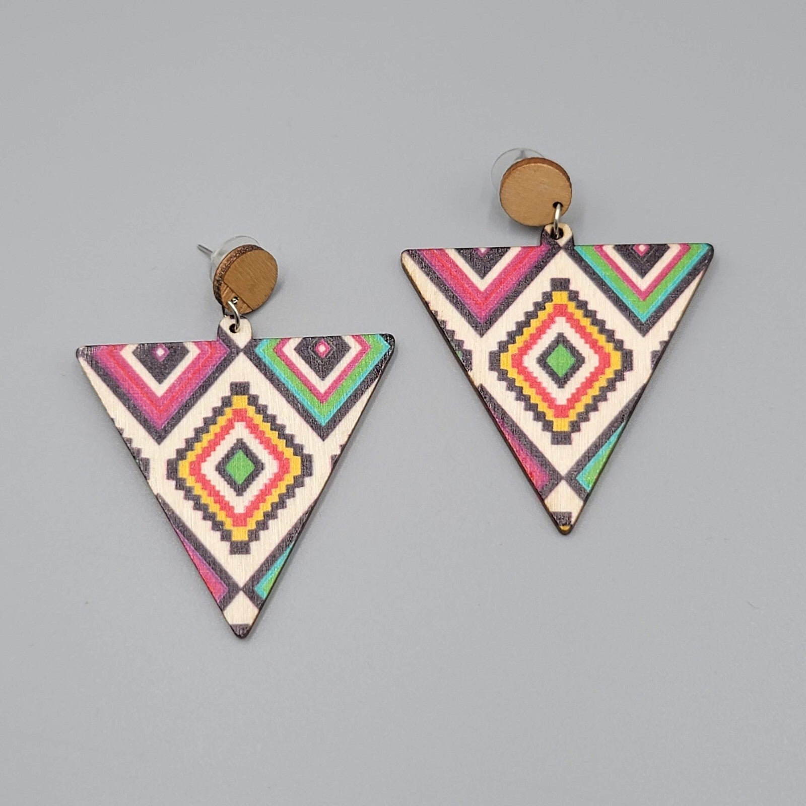 Large Wood Boho Statement Pierced Earrings Multicolor Design Triangle  2.5"