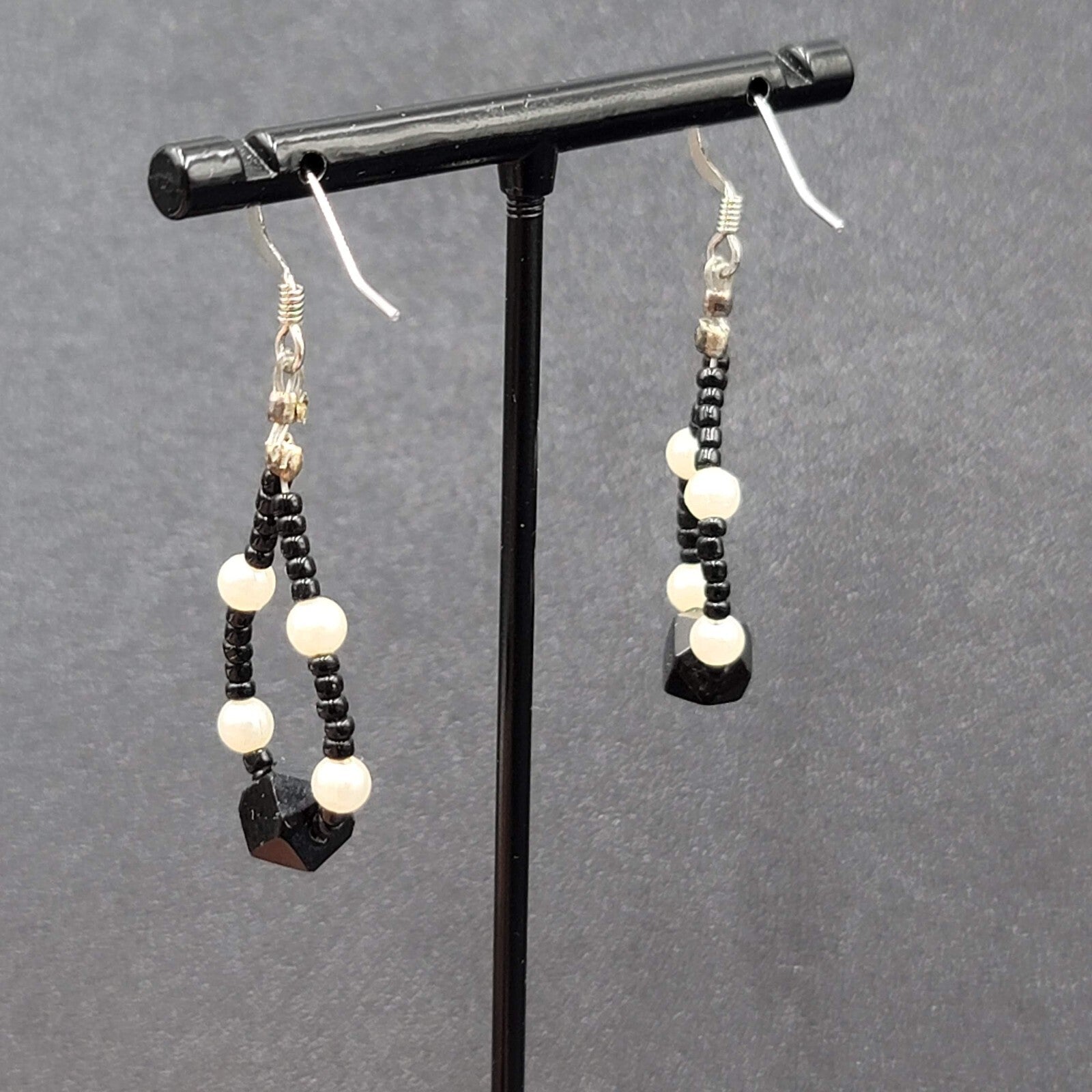 Pierced Earrings White Black Beaded Teardrop Hoops 1 3/8"