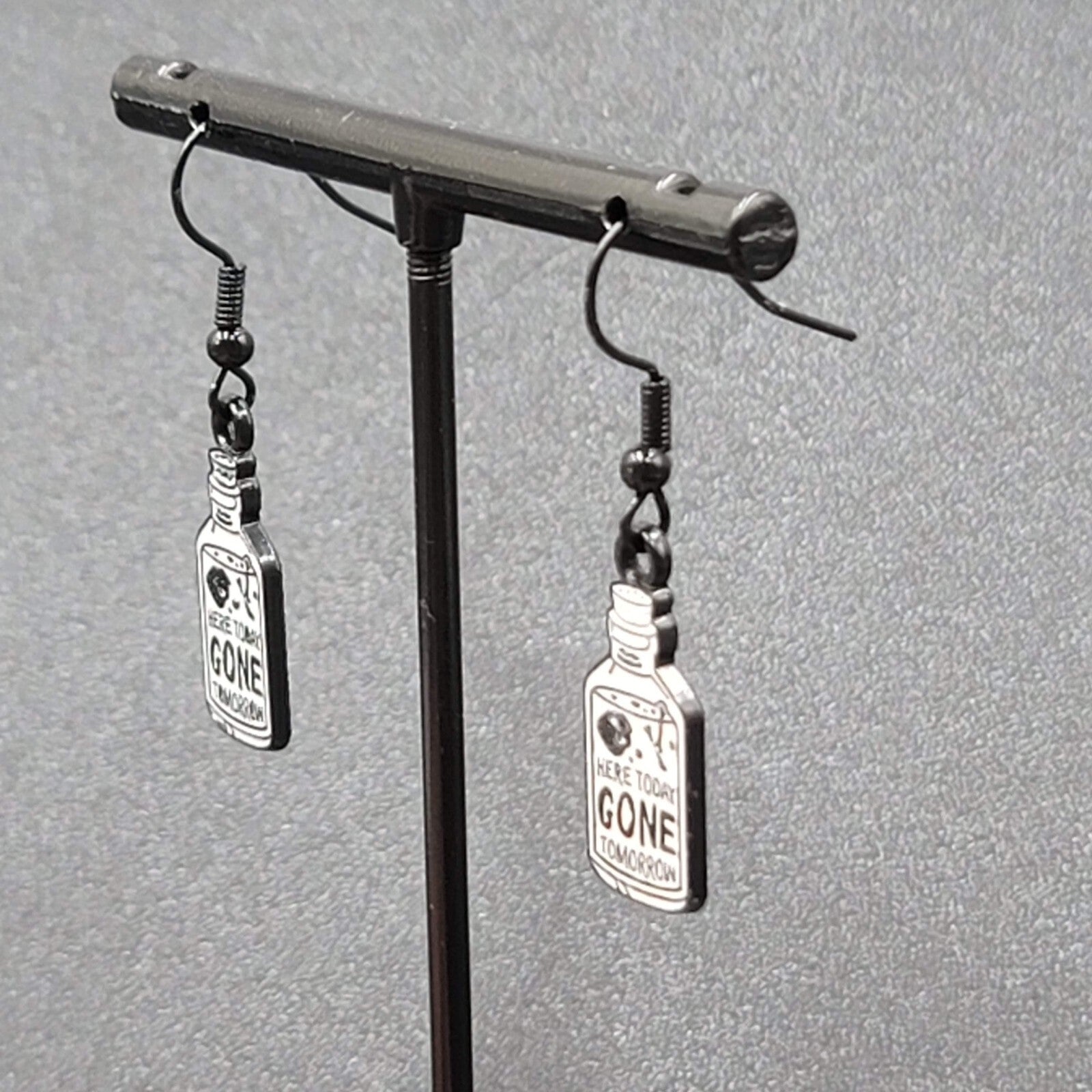 Poison Pierced Earrings Black White Enamel Dangle Here Today Gone Tomorrow 7/8"
