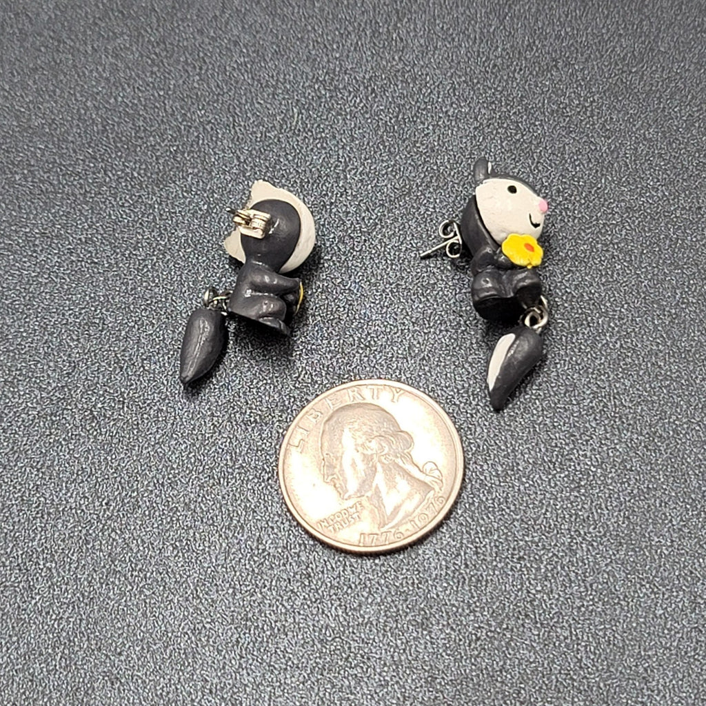 Vintage Pierced Earrings Gray Hand Painted 3D Skunk Dangle 1.25"