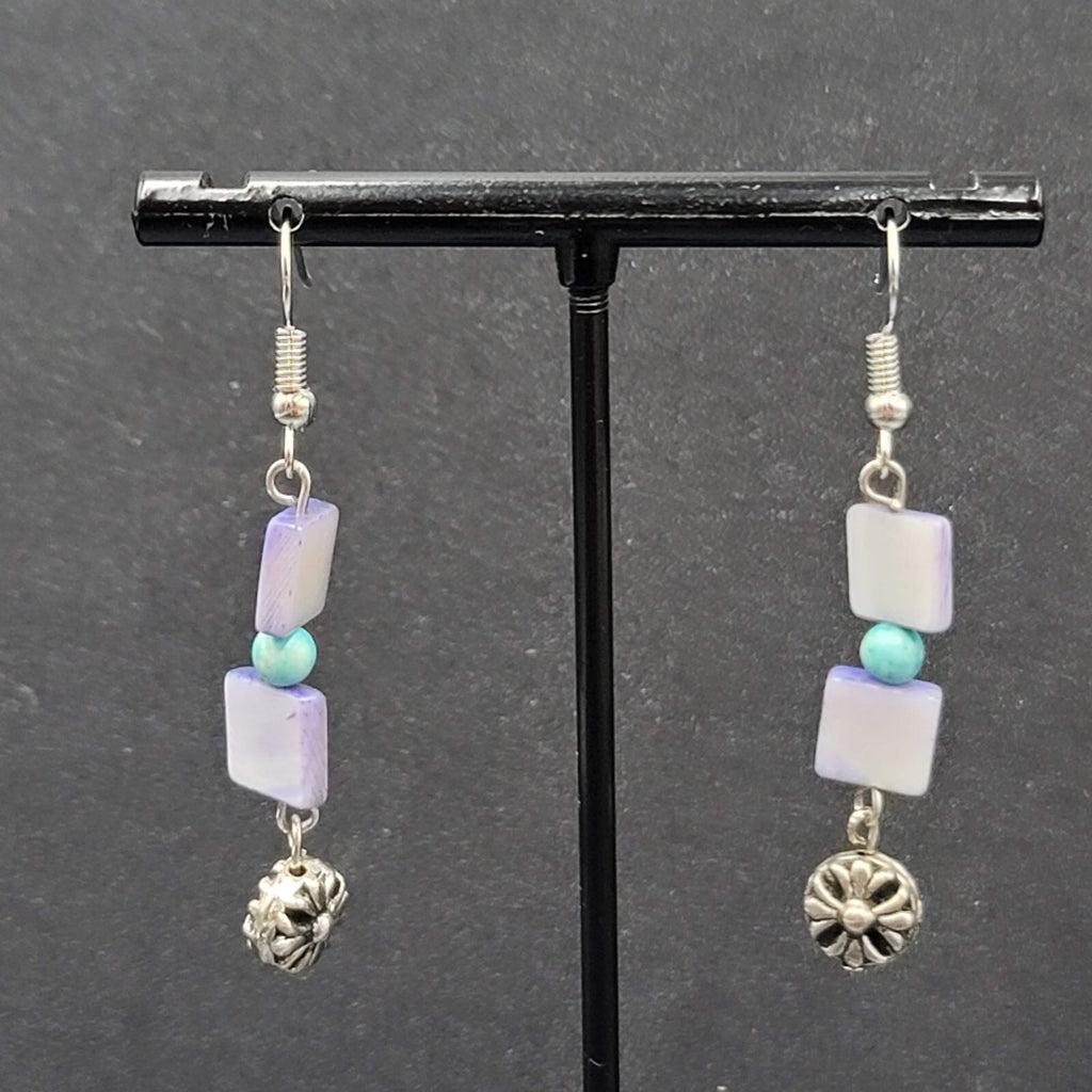 Pierced Earrings Silver tone Purple Shell Square Bead Dangle 1.25"
