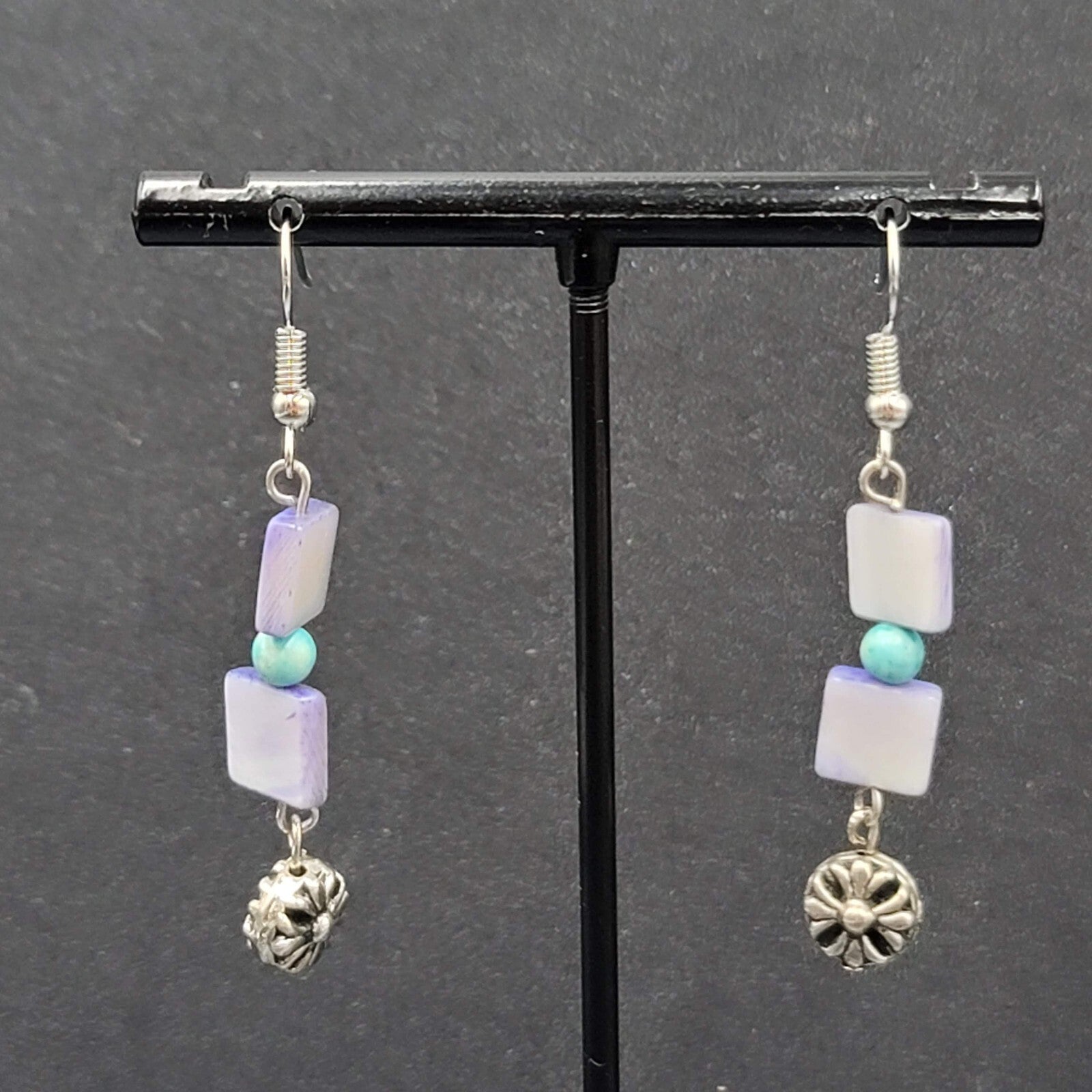 Pierced Earrings Silver tone Purple Shell Square Bead Dangle 1.25"