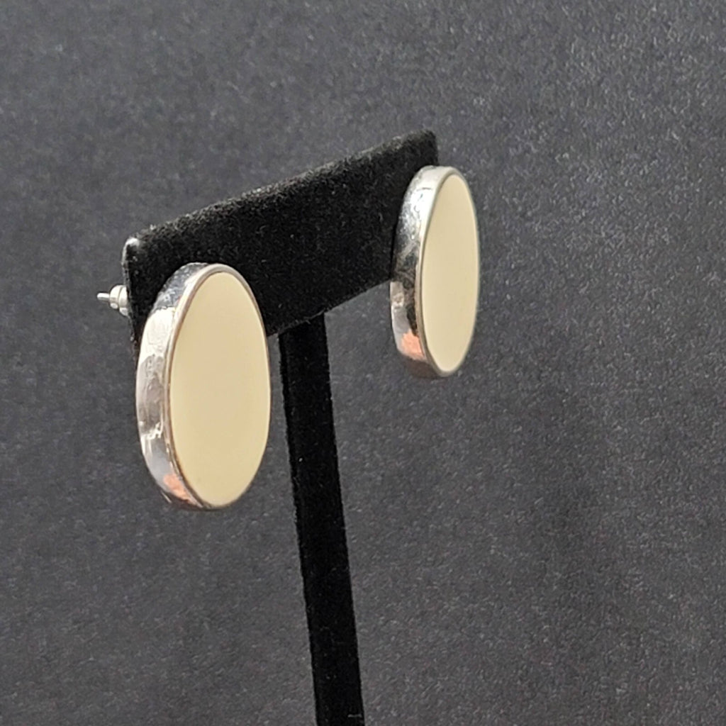 Pierced Earrings Silver tone Ivory White Enamel Oval Drop 7/8"