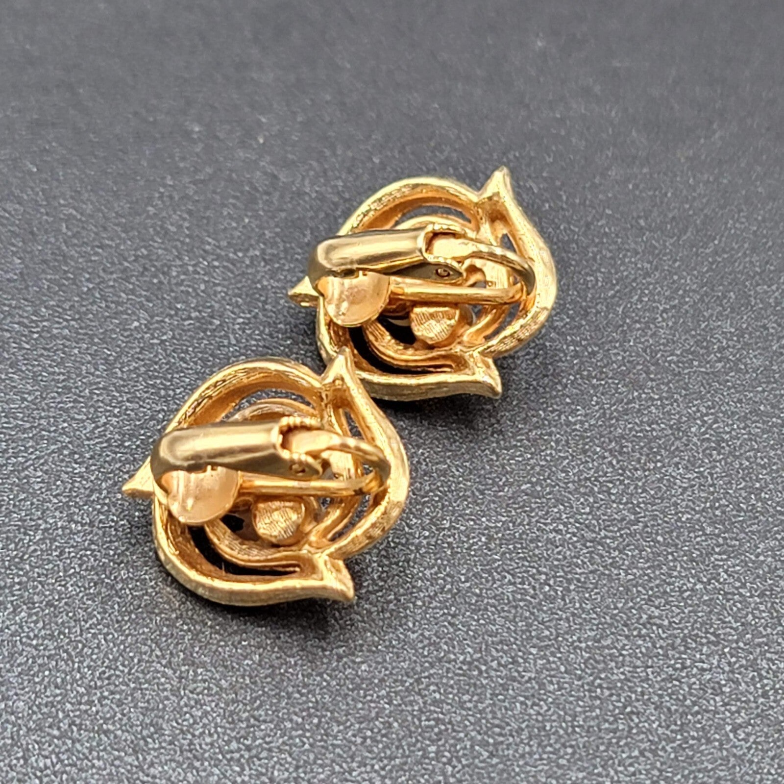 Vintage Clip on Earrings Textured Gold tone Faux Pearl Studs 3/4"