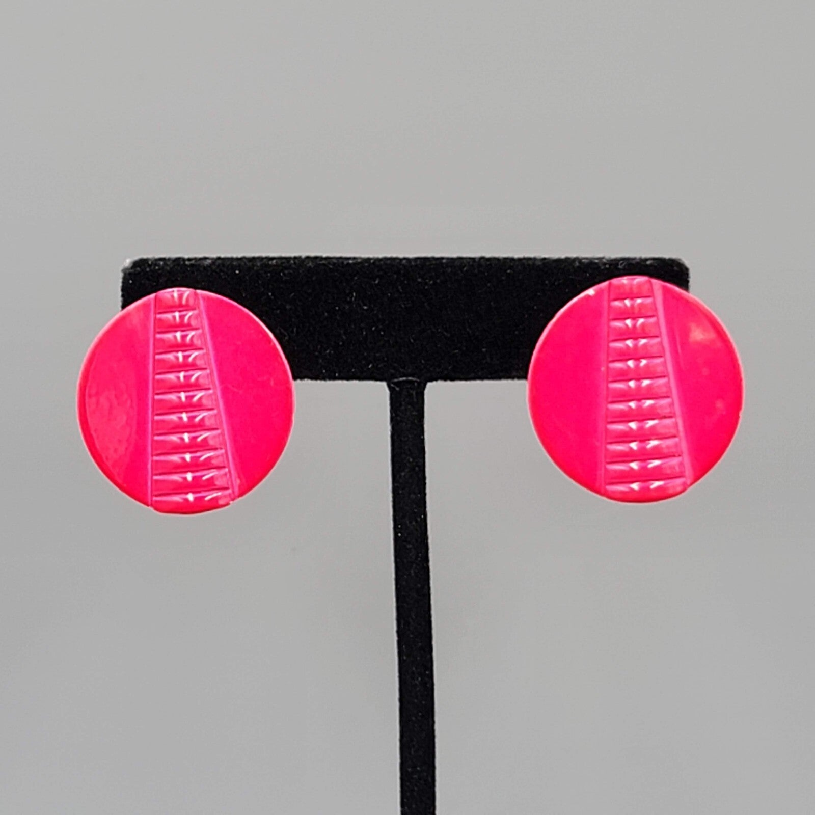 Vintage Hot Pink Enamel Pierced Earrings Embossed Round Drop 1"