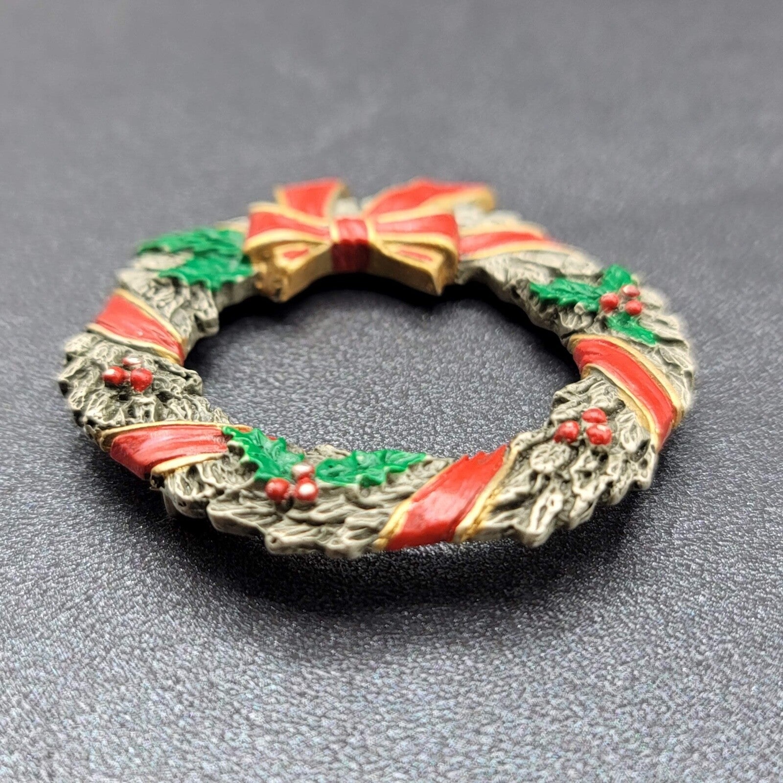 Vintage FORT USA Pewter Brooch Christmas Wreath 1 3/4" Signed