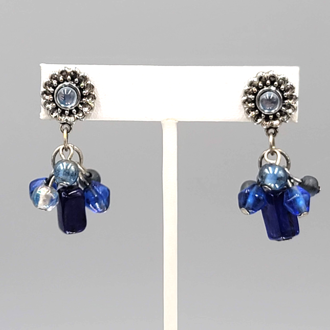 Oops a Daisy Pierced Earrings Blue Glass Beads Silver tone 1.5 in