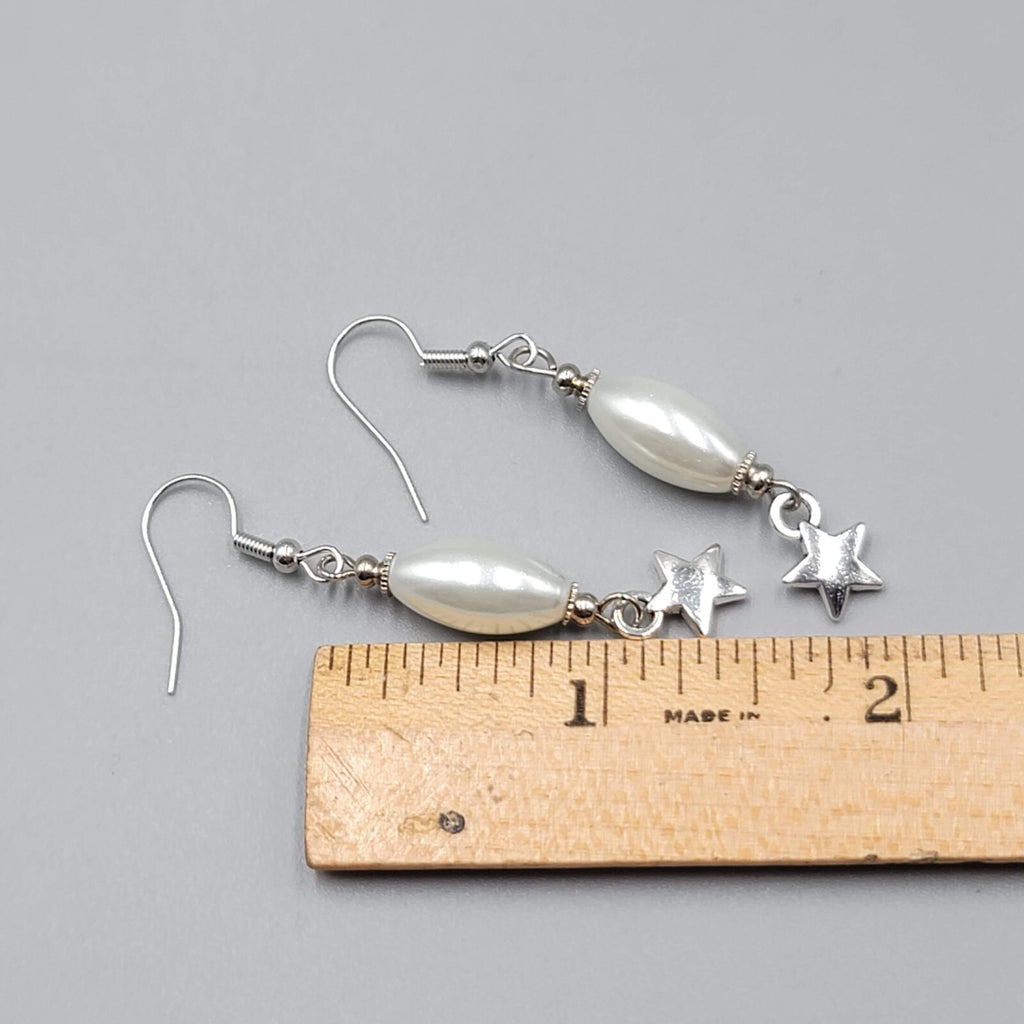 White Satin Finish Bead Star Pierced Earrings Silver tone Dangle 1.5"
