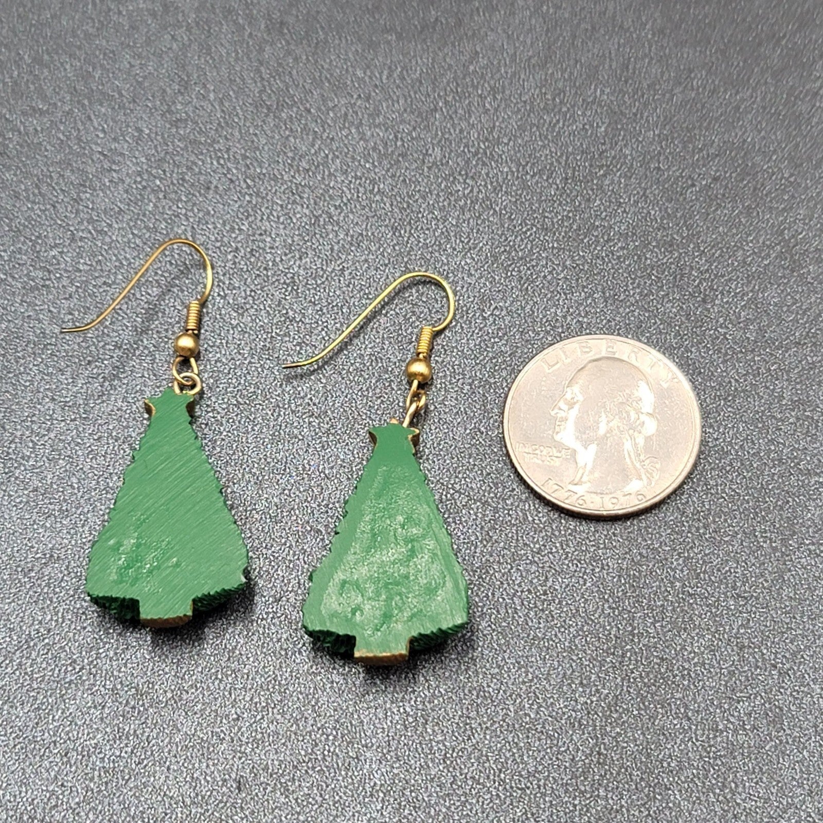 Vintage Christmas Pierced Earrings Resin Christmas Tree Dangle 1.25"