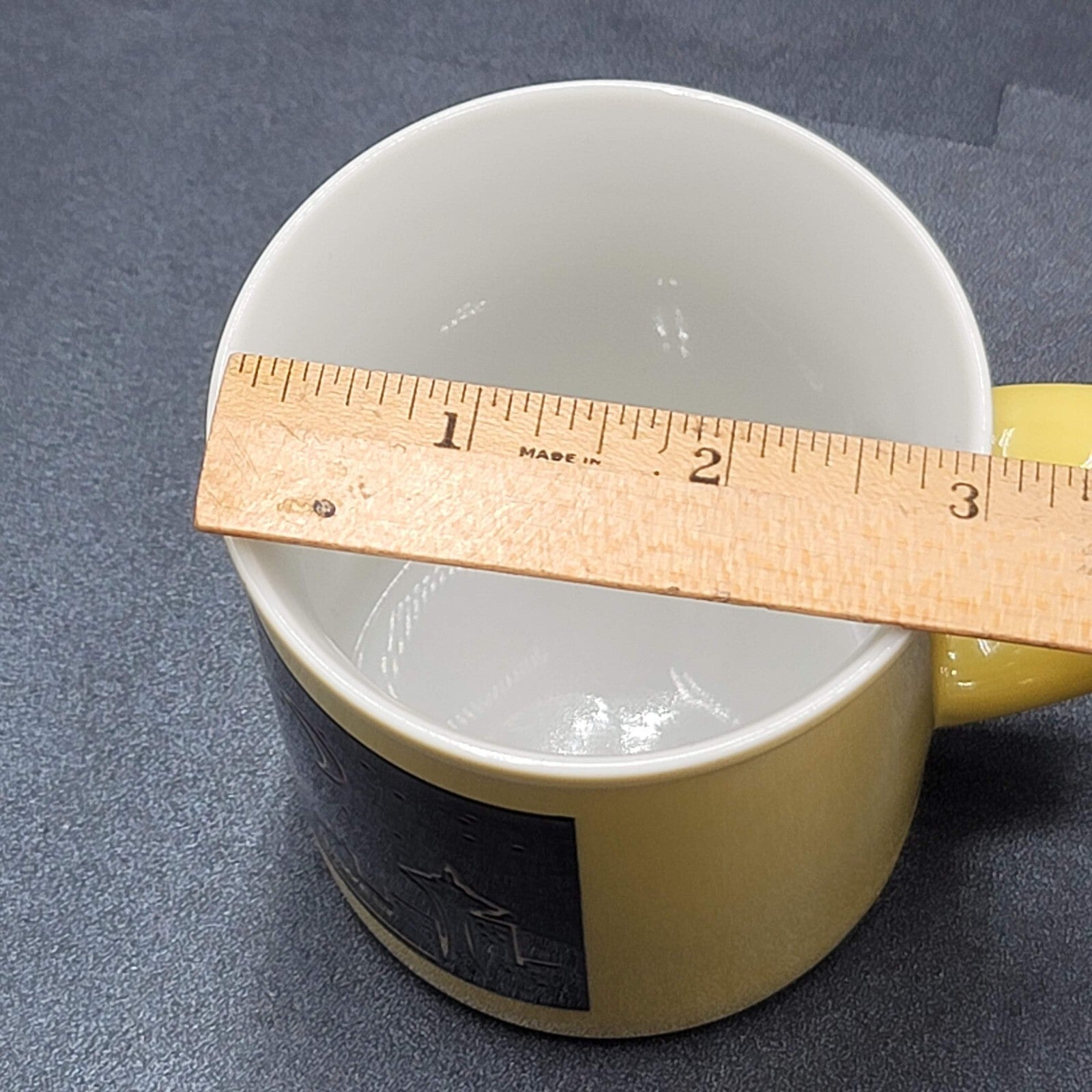 Vintage US West Color My World Coffee Mug Seattle Yellow 10 oz