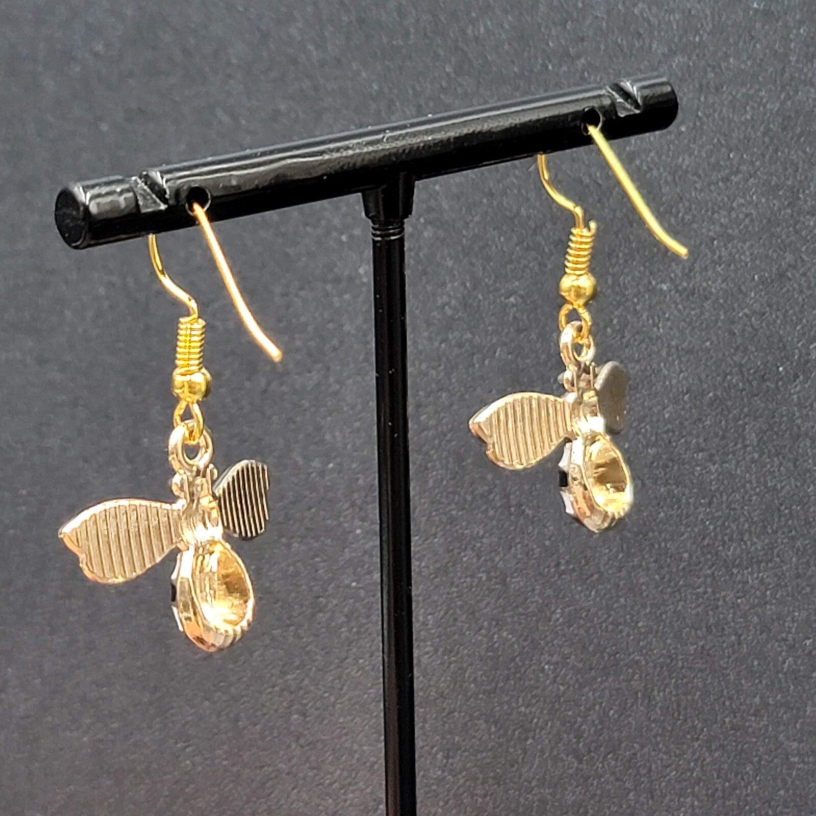 Bumble Bee Pierced Earrings Gold tone Rhinestone White Enamel Dangle New 5/8"