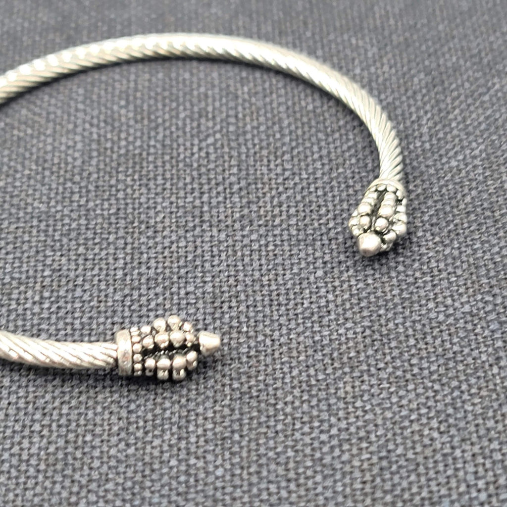 Twist Silver tone Cuff Slide Charm Bracelet Silver tone 7.75 in