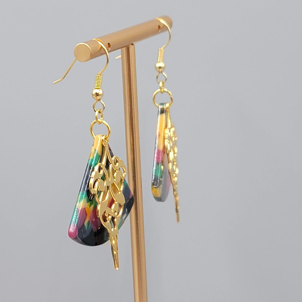 Pierced Earrings Gold tone Dangle Multicolor Acrylic 1.5"