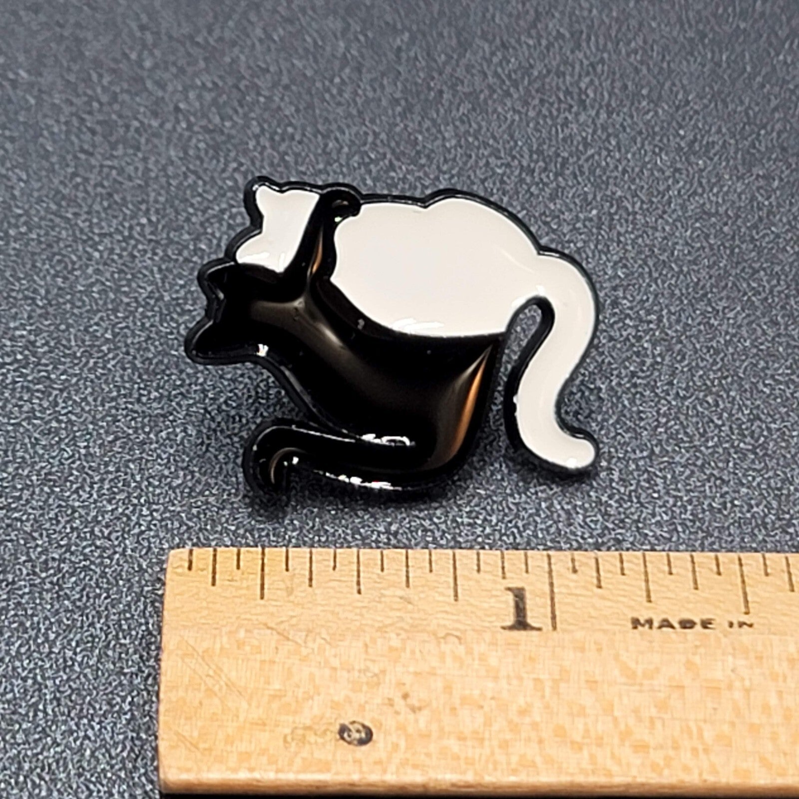 Black Cat White Cat Enamel Lapel Hat Pin Friends Lovers Hug  1 1/8"