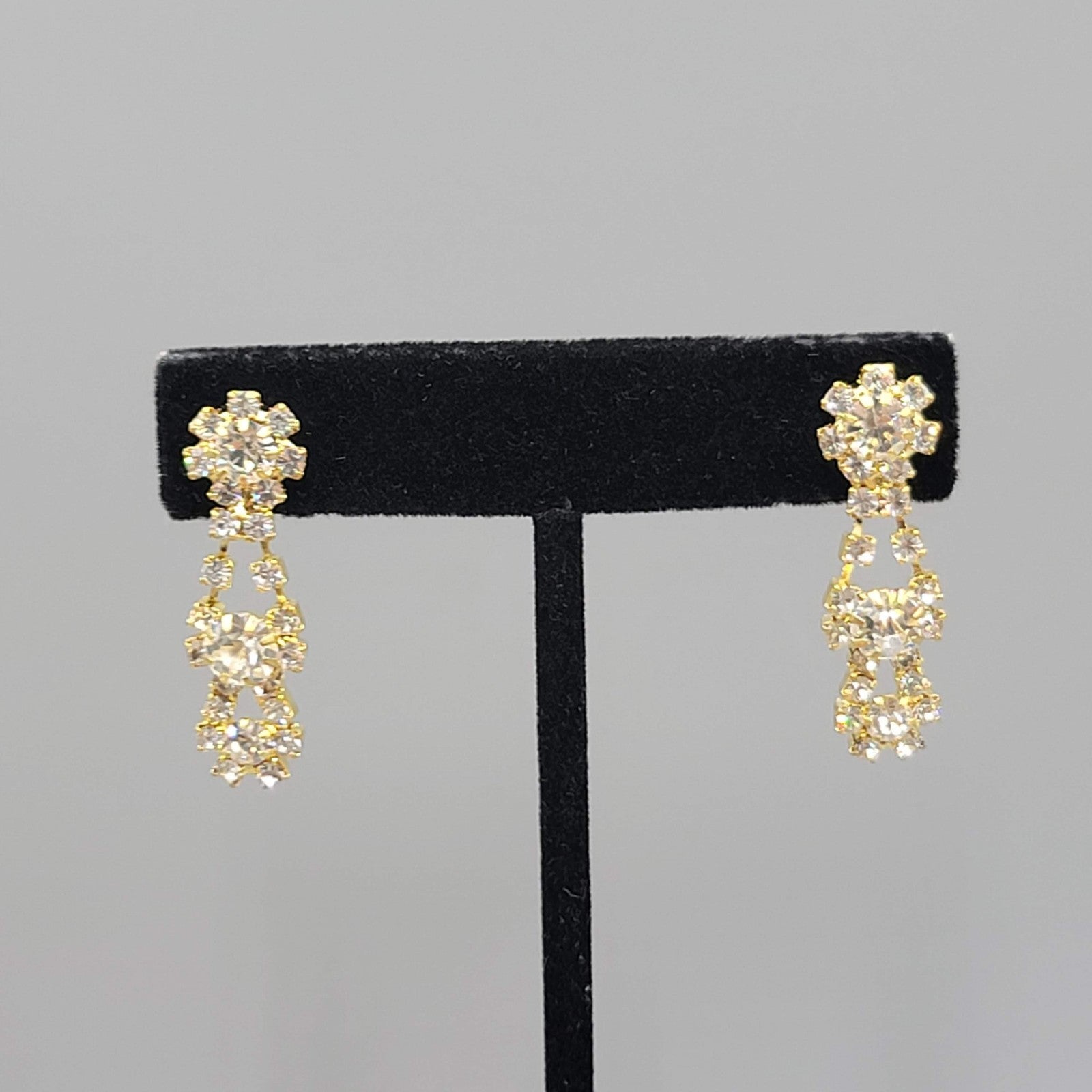 Rhinestone Pierced Earrings Gold tone Dangle Retro  1 3/8 in