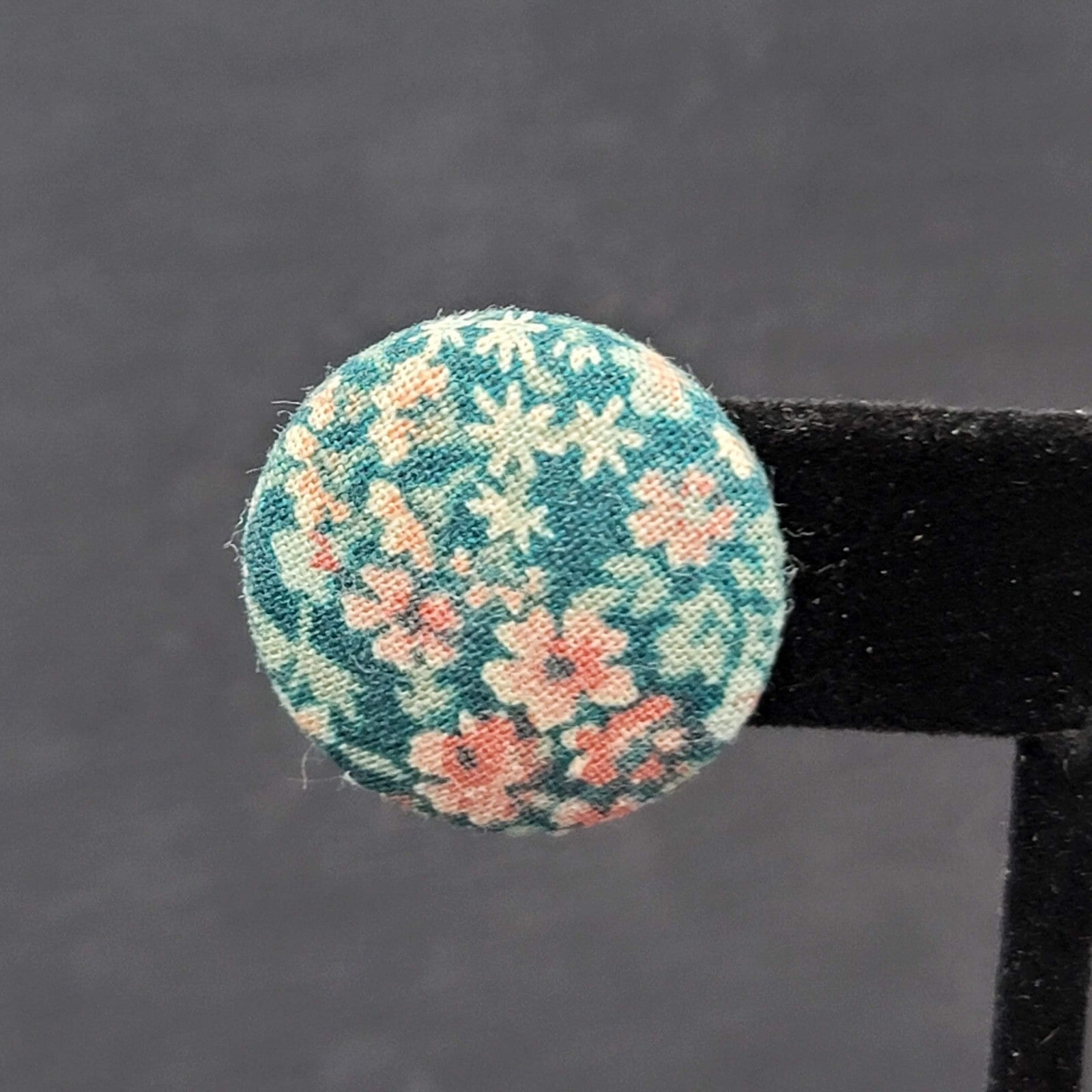 Vintage Pierced Earrings Floral Flower Fabric Button Studs 7/8"