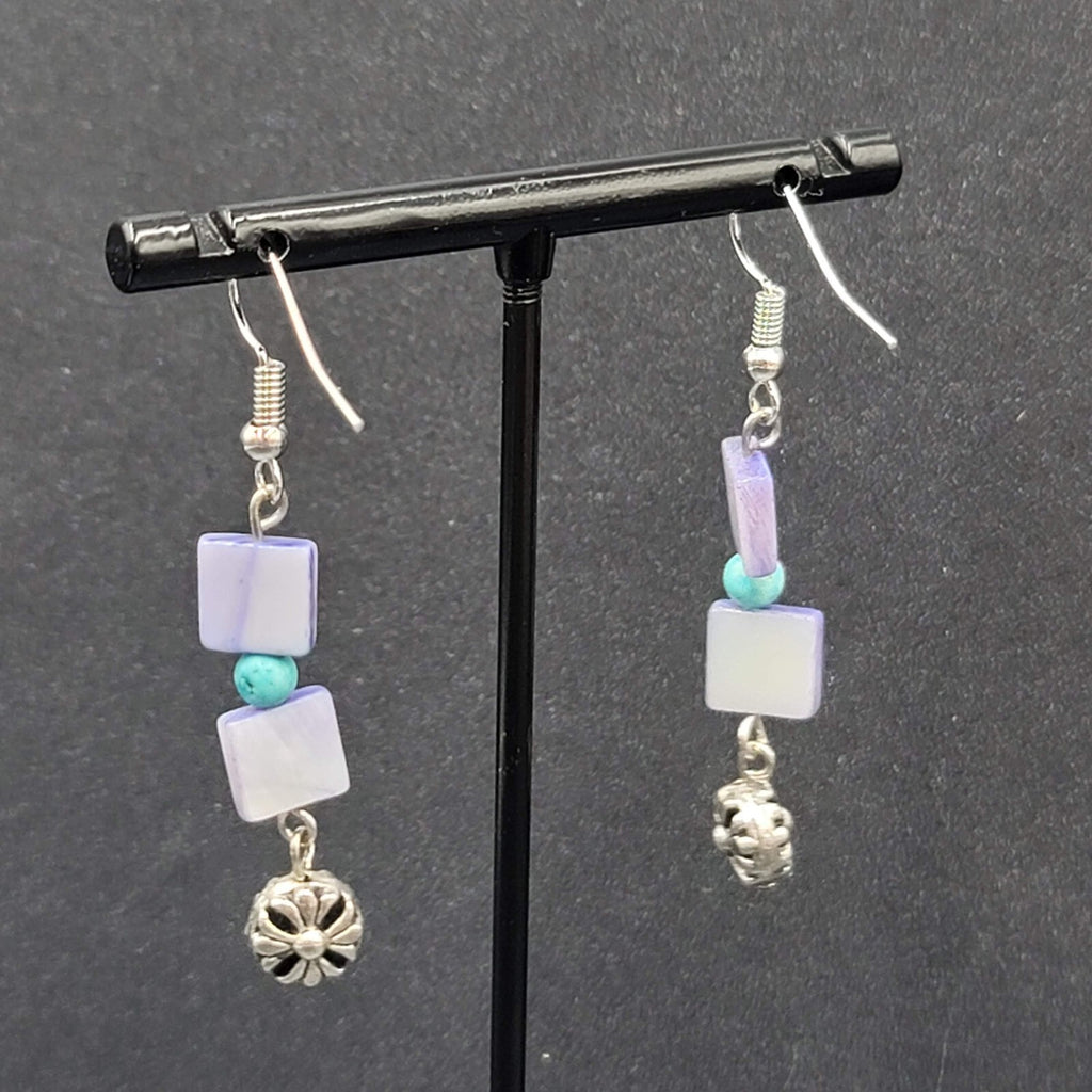 Pierced Earrings Silver tone Purple Shell Square Bead Dangle 1.25"