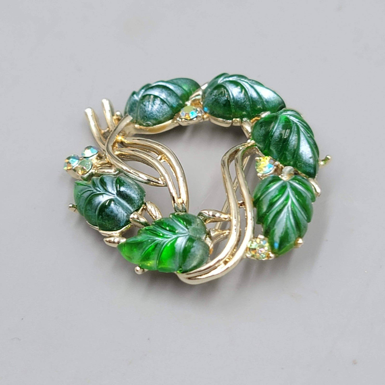 Vintage Molded Green Leaf Wreath Brooch AB Rhinestones Gold tone 1.75 in