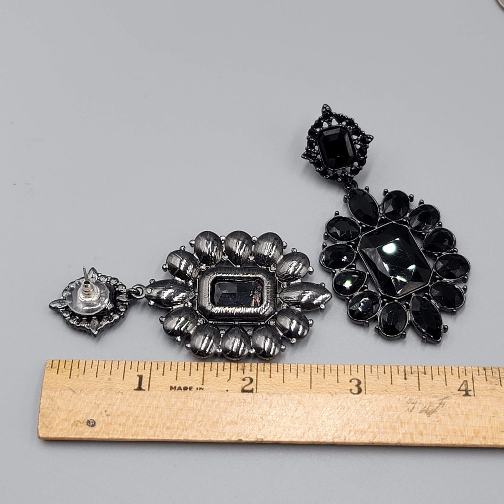 Pierced Earrings Black Metal Black Rhinestone Dangle 2.5"