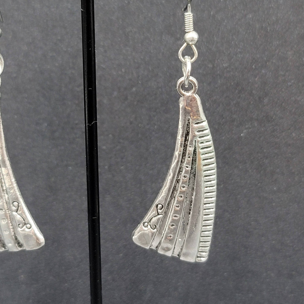 Pierced Earrings Silver tone Abstract Statement Dangle 1.75"