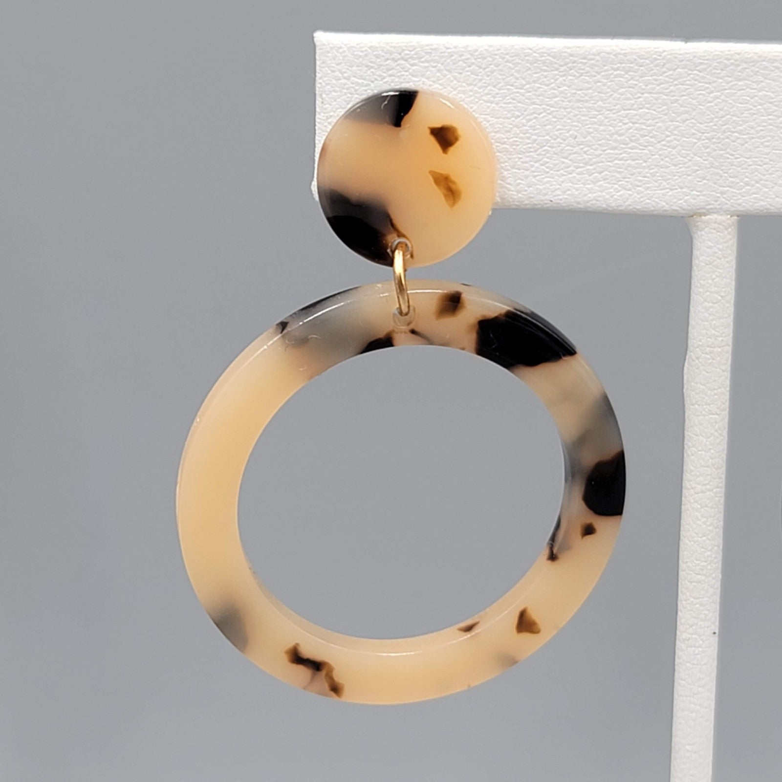 Acrylic Tortoise Hoops Pierced Earrings Gold tone Dangle 2"