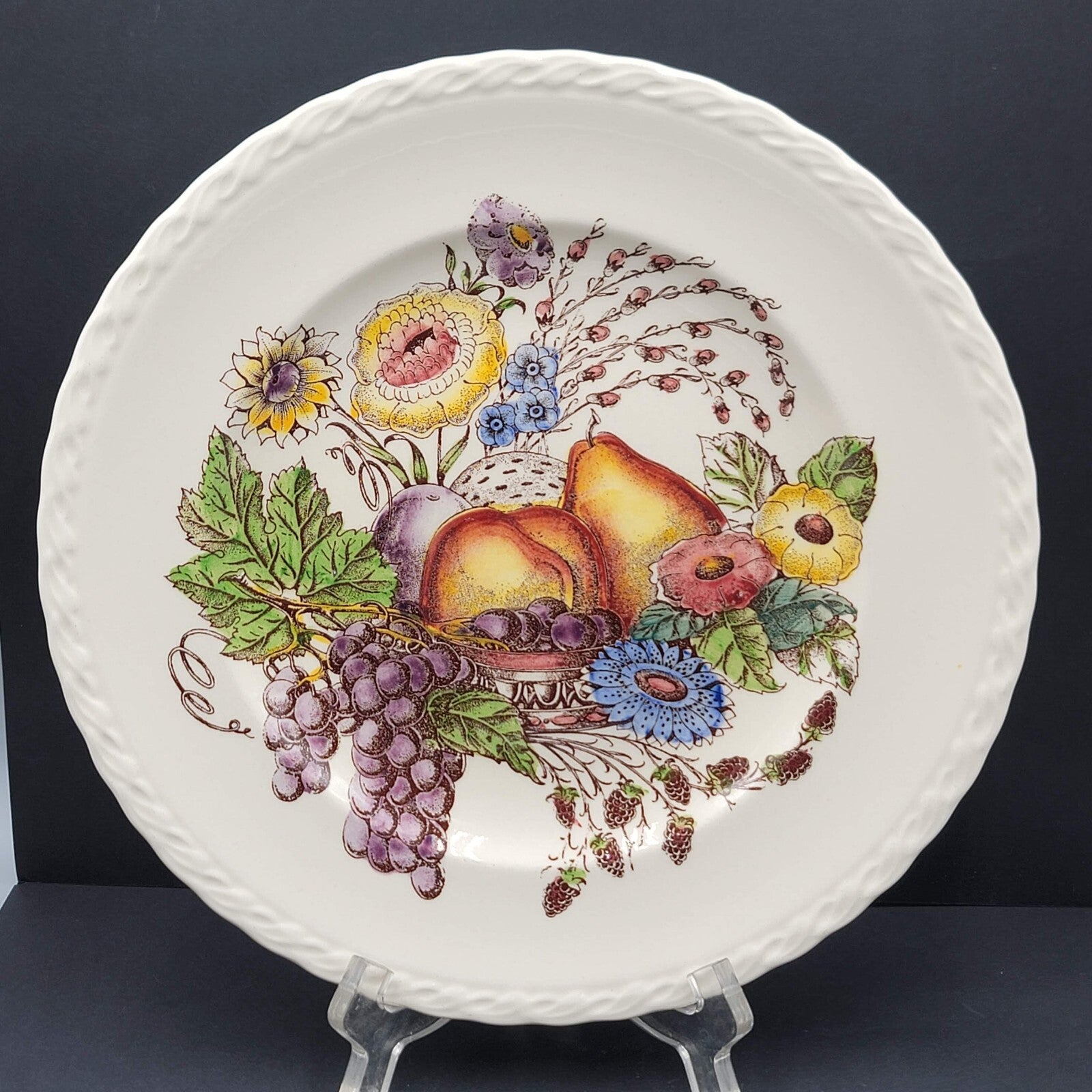 Vintage Vernon Kilns Fruitdale Dinner Plates Made In USA 9.5 in