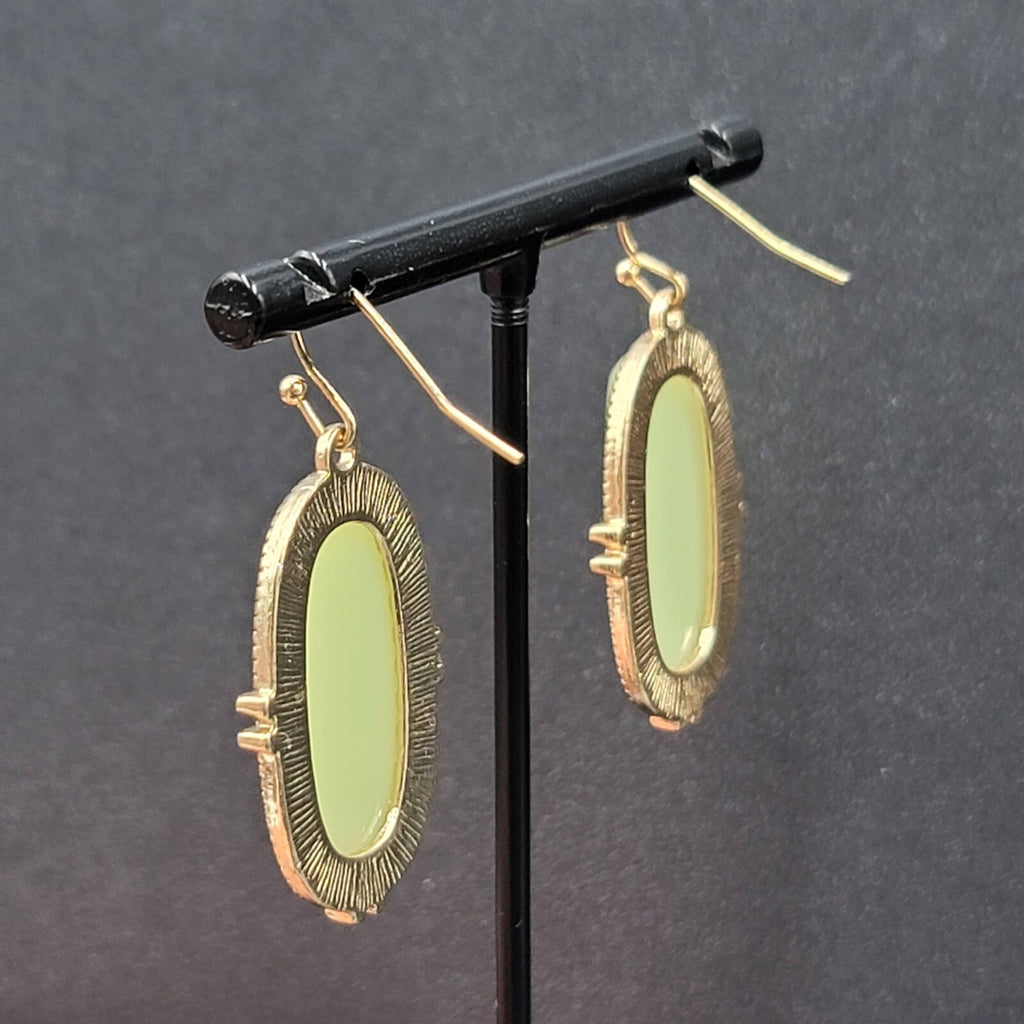 Pierced Earrings Gold tone Acrylic Green Dangle 1.25"