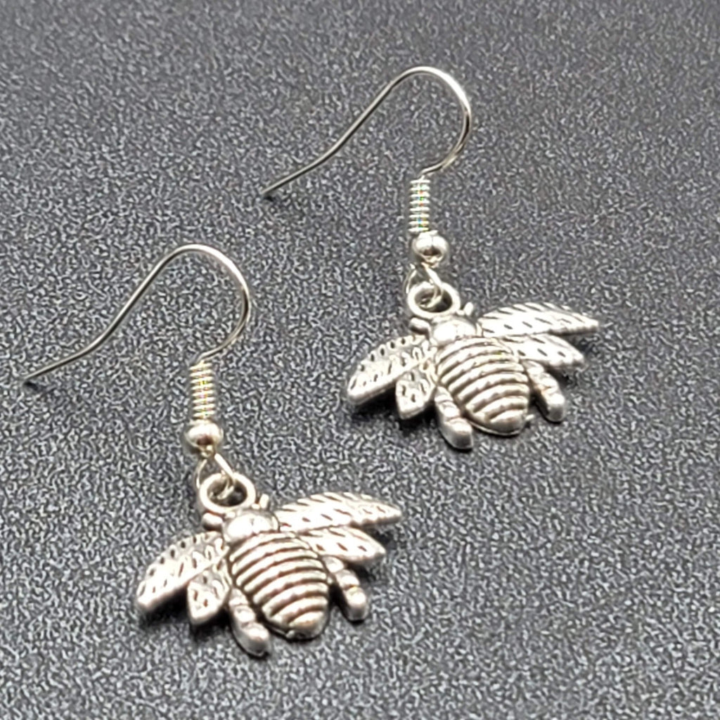 Bee Pierced Earrings Silver tone Dangle Embossed 5/8"