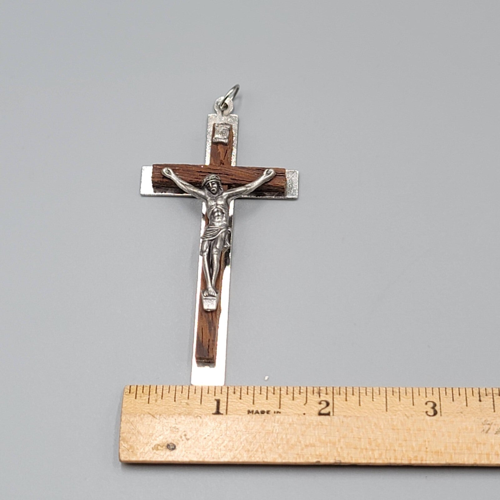Vintage Wood Cross Wall Hanging Crucifix ITALY 3 1/8 in NICE DETAIL