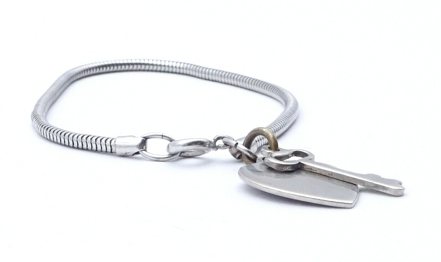 Vintage Silver tone Snake Chain Bracelet With Heart and Key 7 in