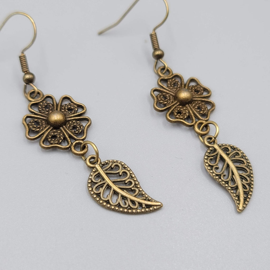 Filigree Flower Pierced Earrings Bronze tone Dangle NEW 1.5"