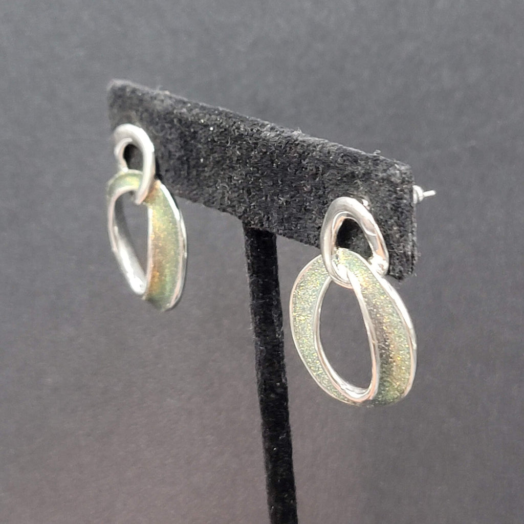 Pierced Earrings Silver tone Iridescent Glitter Interlocking Rings Drop 1 1/8"