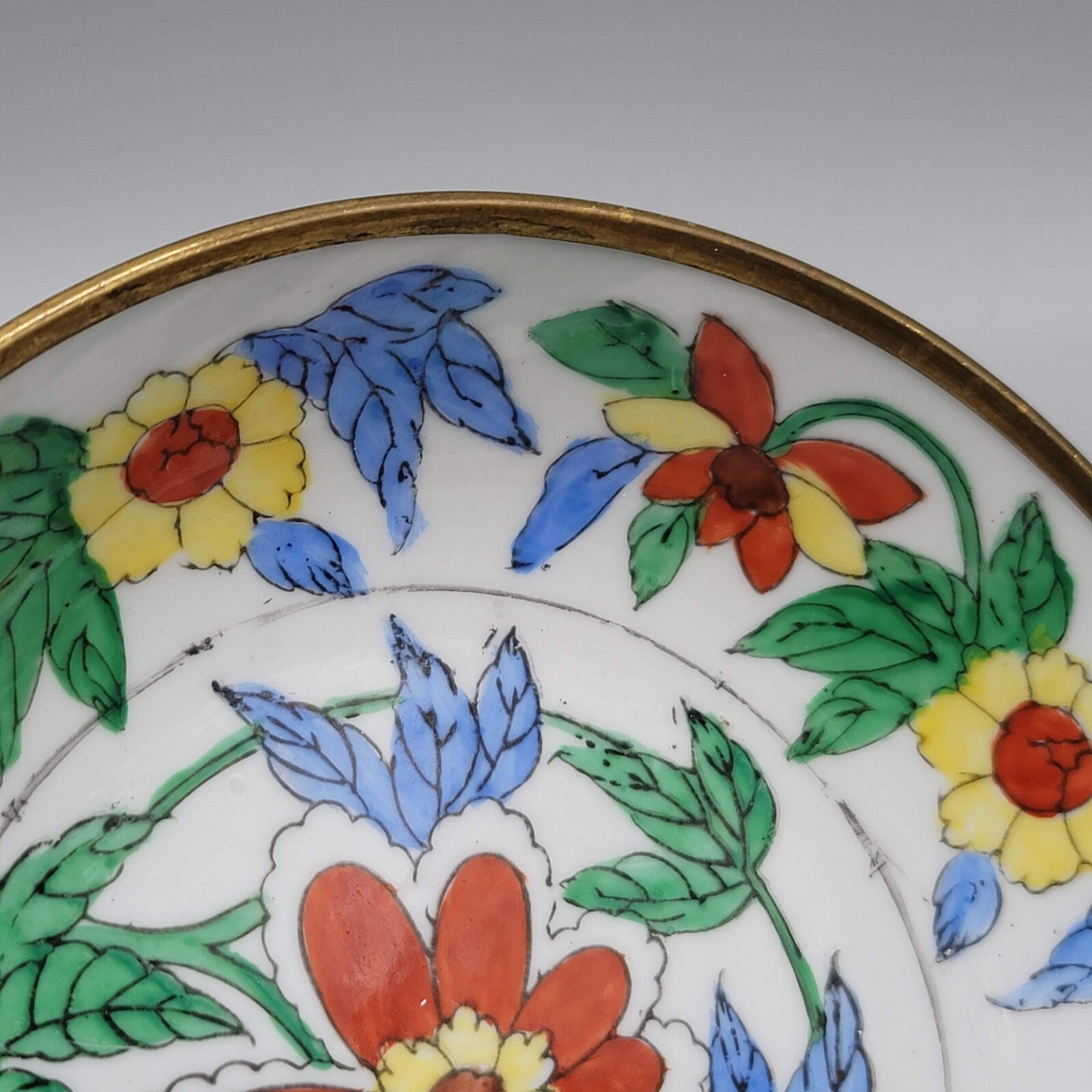Japanese Porcelain BOWL Hand Painted Flower Brass 6 in