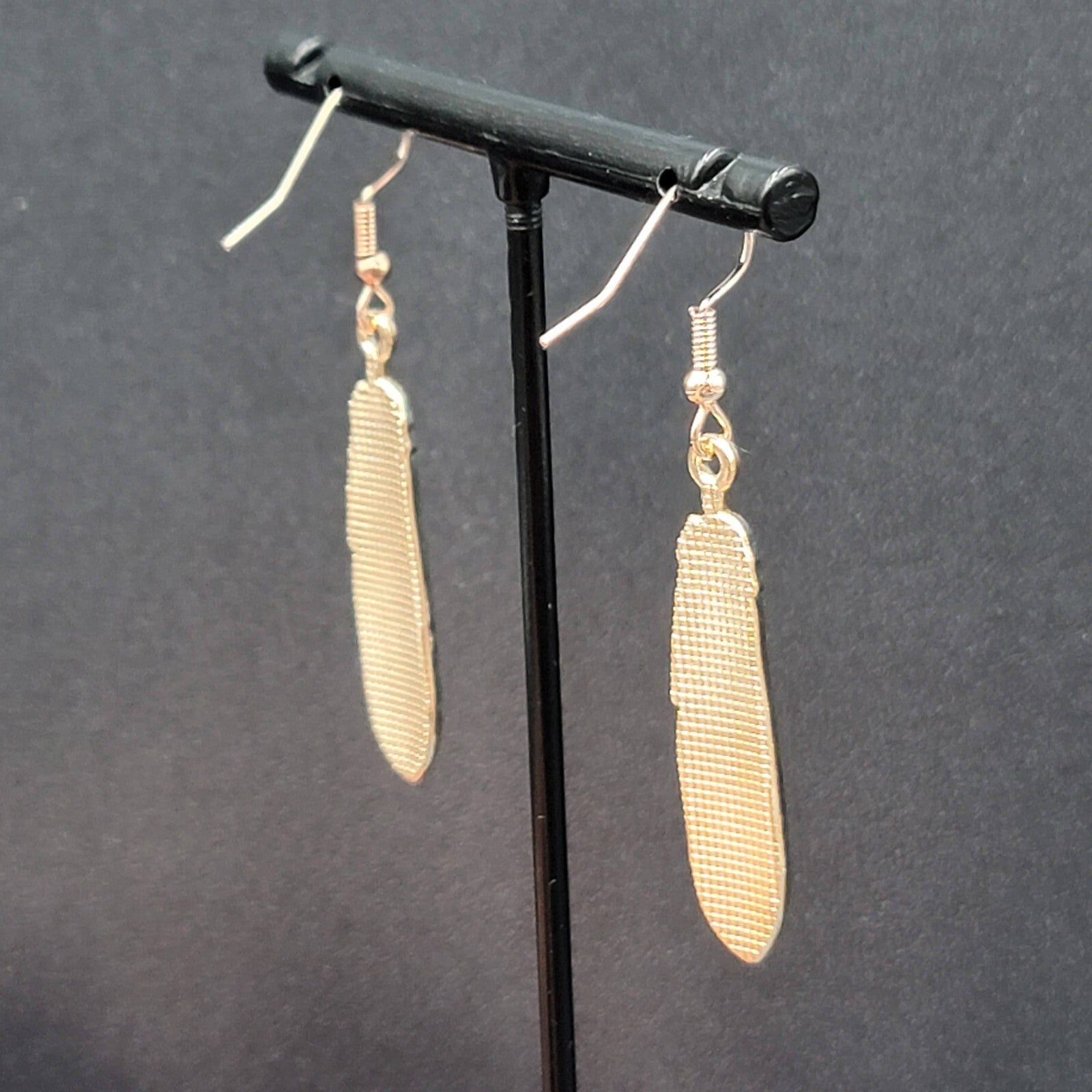 Metal Feather Pierced Earrings Cosmic Blue Galaxy Gold tone Dangle 1.5"