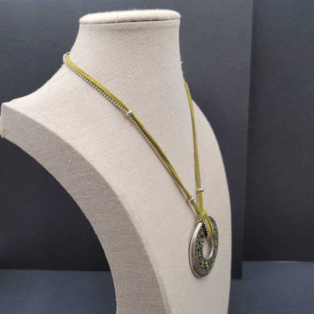 Green Necklace Silver tone Felt Rhinestone Circle Pendant  16"-18"