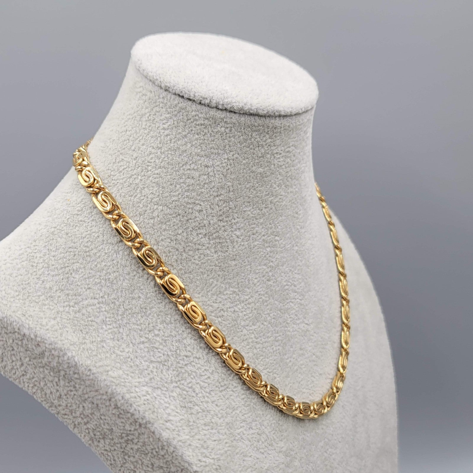Vintage Scroll Chain Necklace Gold Plated 1/4 " wide 18" Long