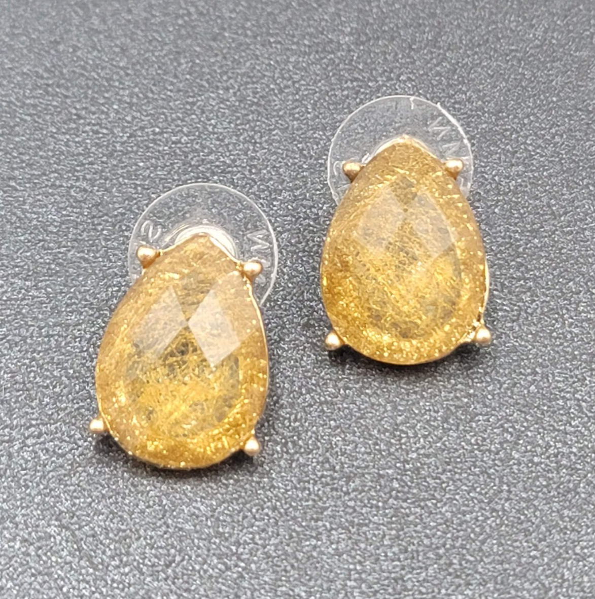 RMN Pierced Earrings Gold tone Faceted Teardrop Acrylic Statement Drop 5/8"