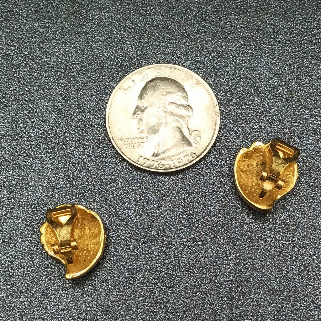 Vintage Clip on Earrings Gold tone Sell Studs 5/8"