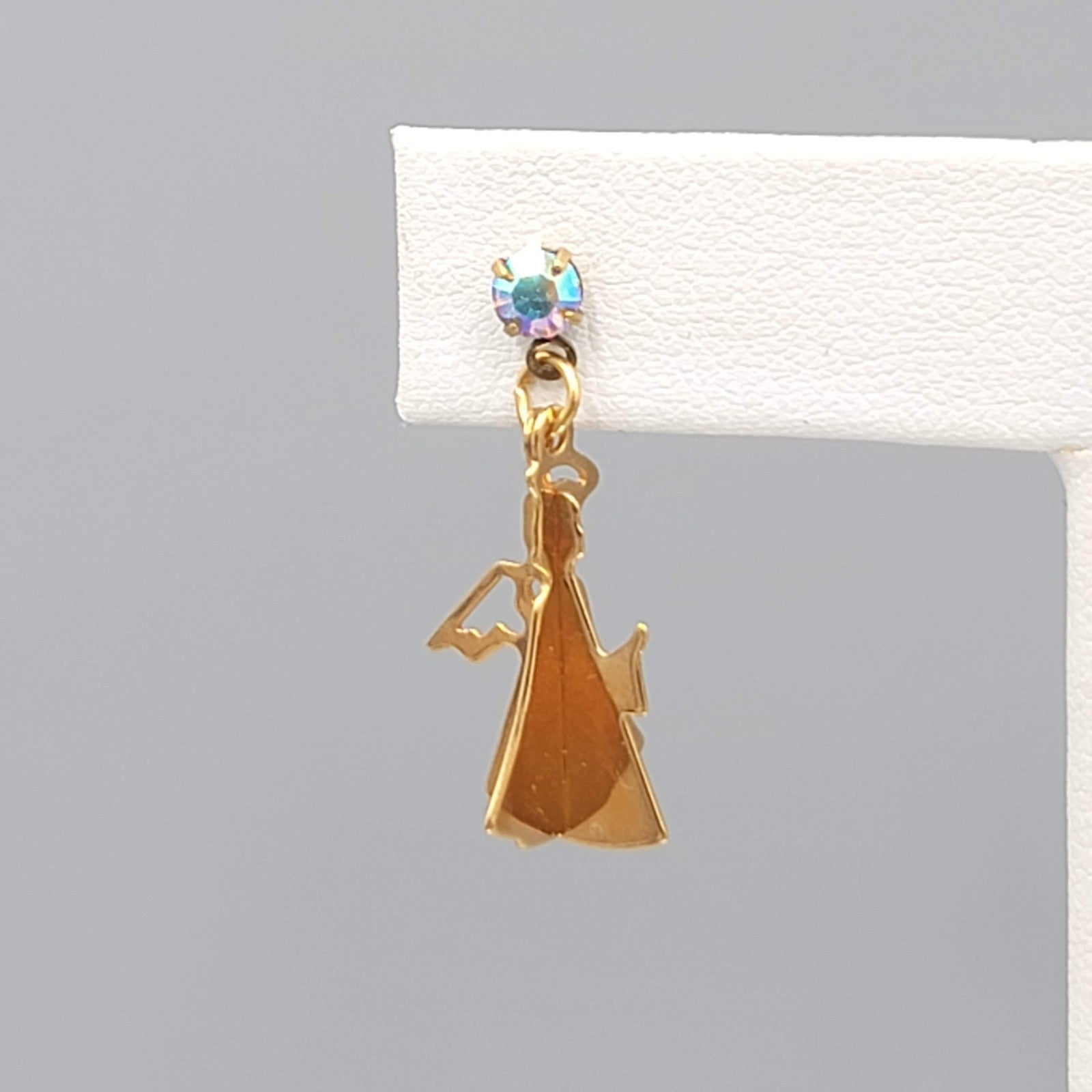 Vintage Christmas Angel Pierced Earrings Gold tone Dangle 3/4"