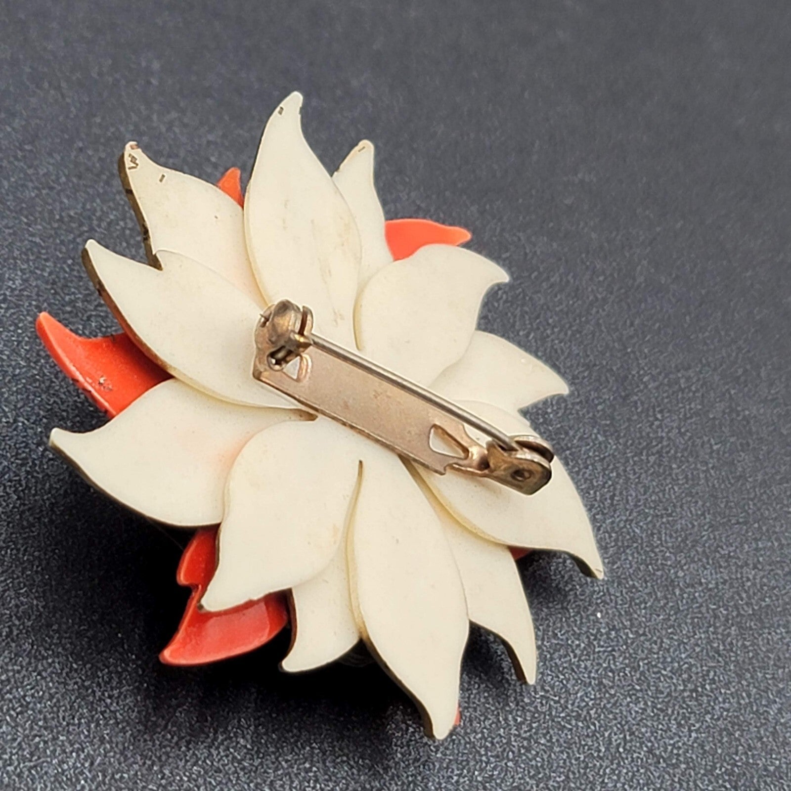 Vintage Clip on Earrings Brooch Set Christmas Poinsettia Plastic Costume Jewelry