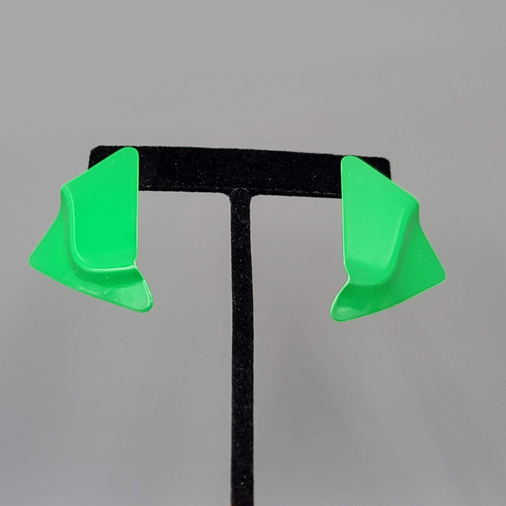 Vintage Green Enamel Statement Drop Pierced Earrings 80s 1 7/8"