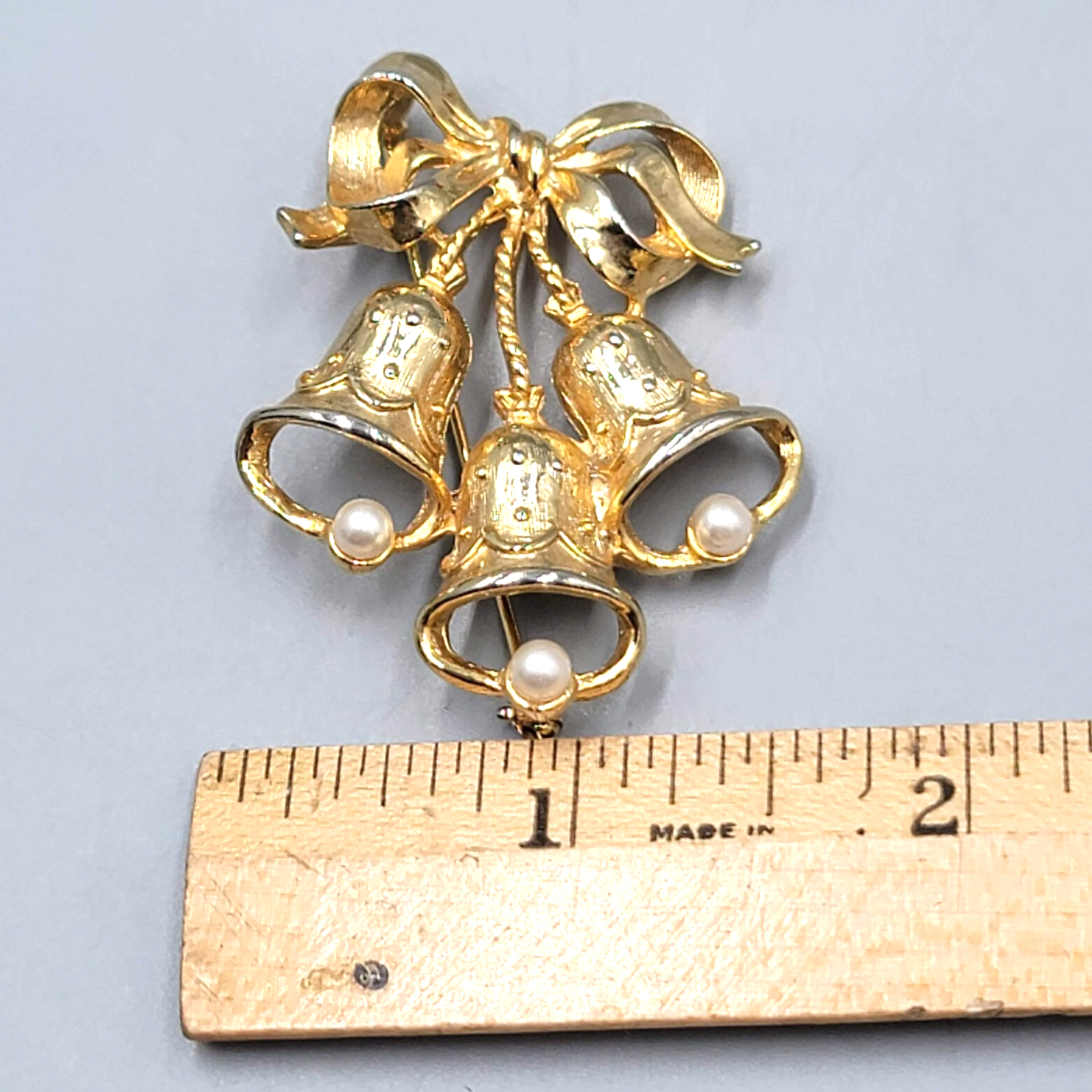 Vintage Premier Christmas Bells Brooch Gold tone Faux Pearl 2"