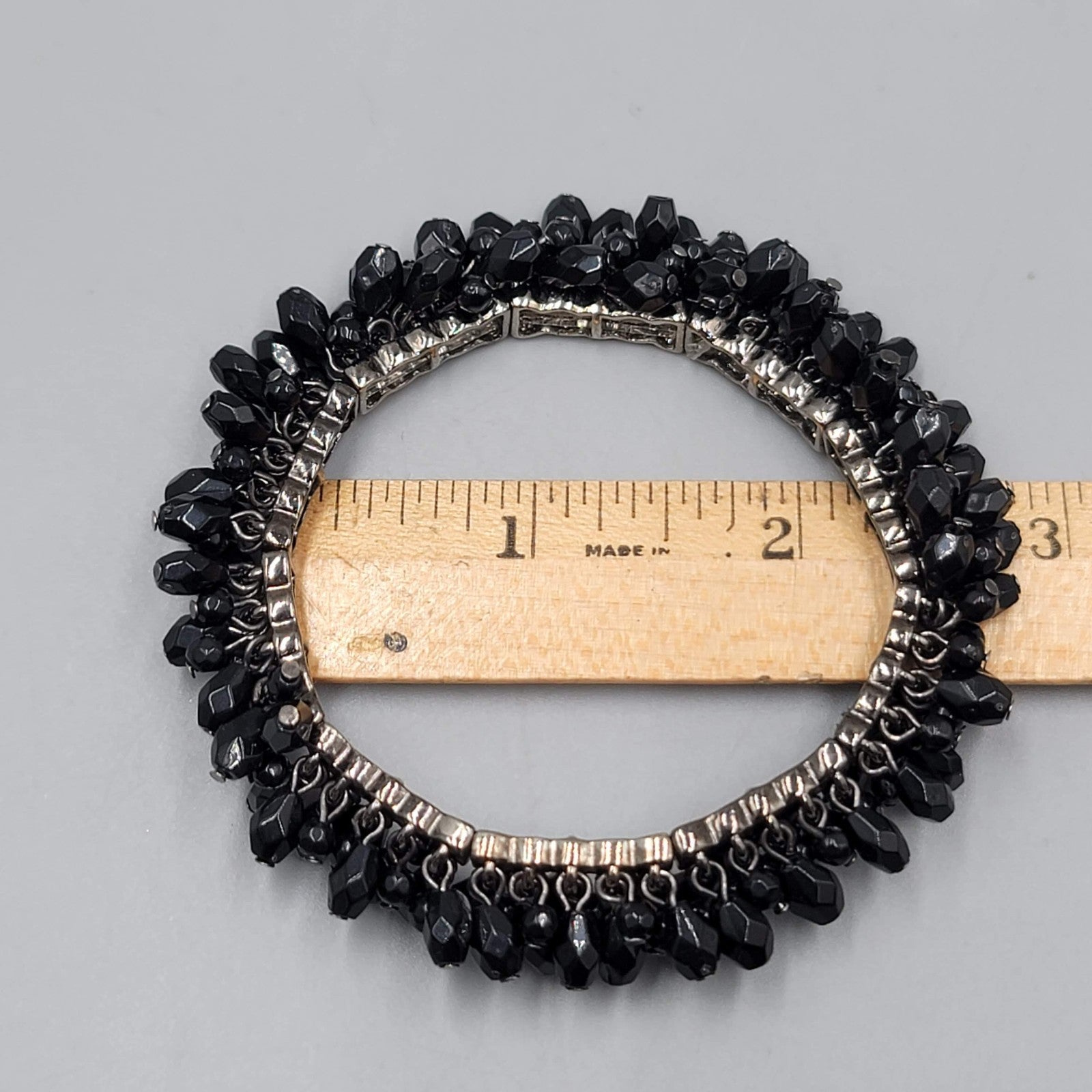 Black Glass Cluster Dangle Bead Bracelet Silver tone Elastic 6.75"