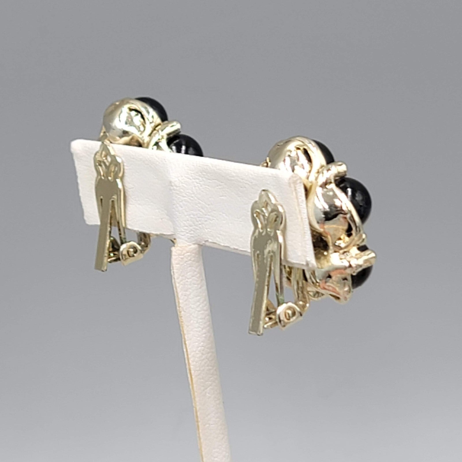 Vintage Gold tone Black Bead Flower Clip on Earrings 1"