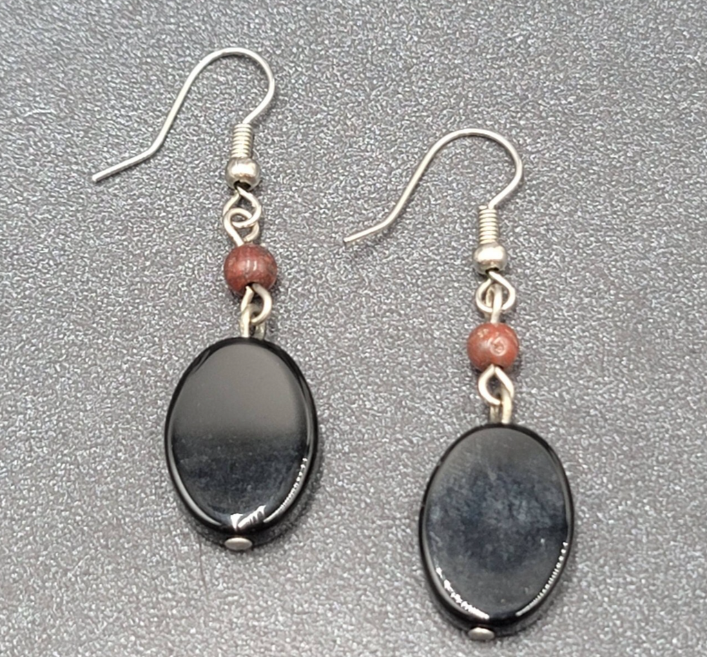 Pierced Earrings Silver tone Black Glass Oval Bead Dangle 1.25"