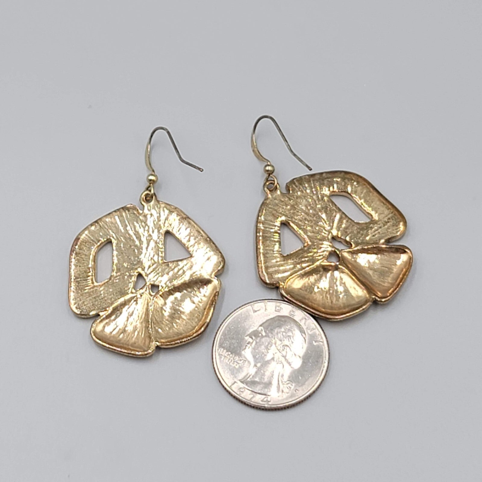 Pierced Earrings Gold tone Blue Enamel Dangle 1.5"