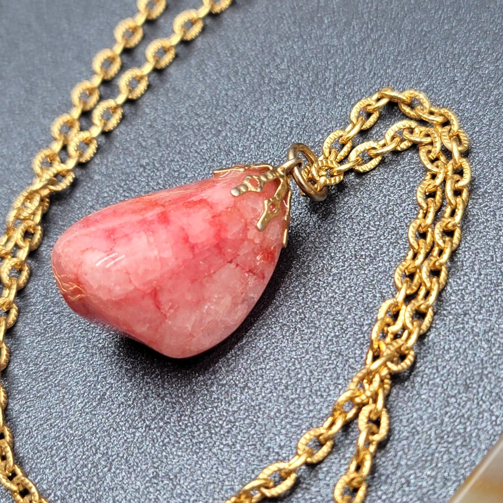 Vintage Agate Stone Gold Tone Chain Polished 3 Pink Brown Yellow Pendants 24"