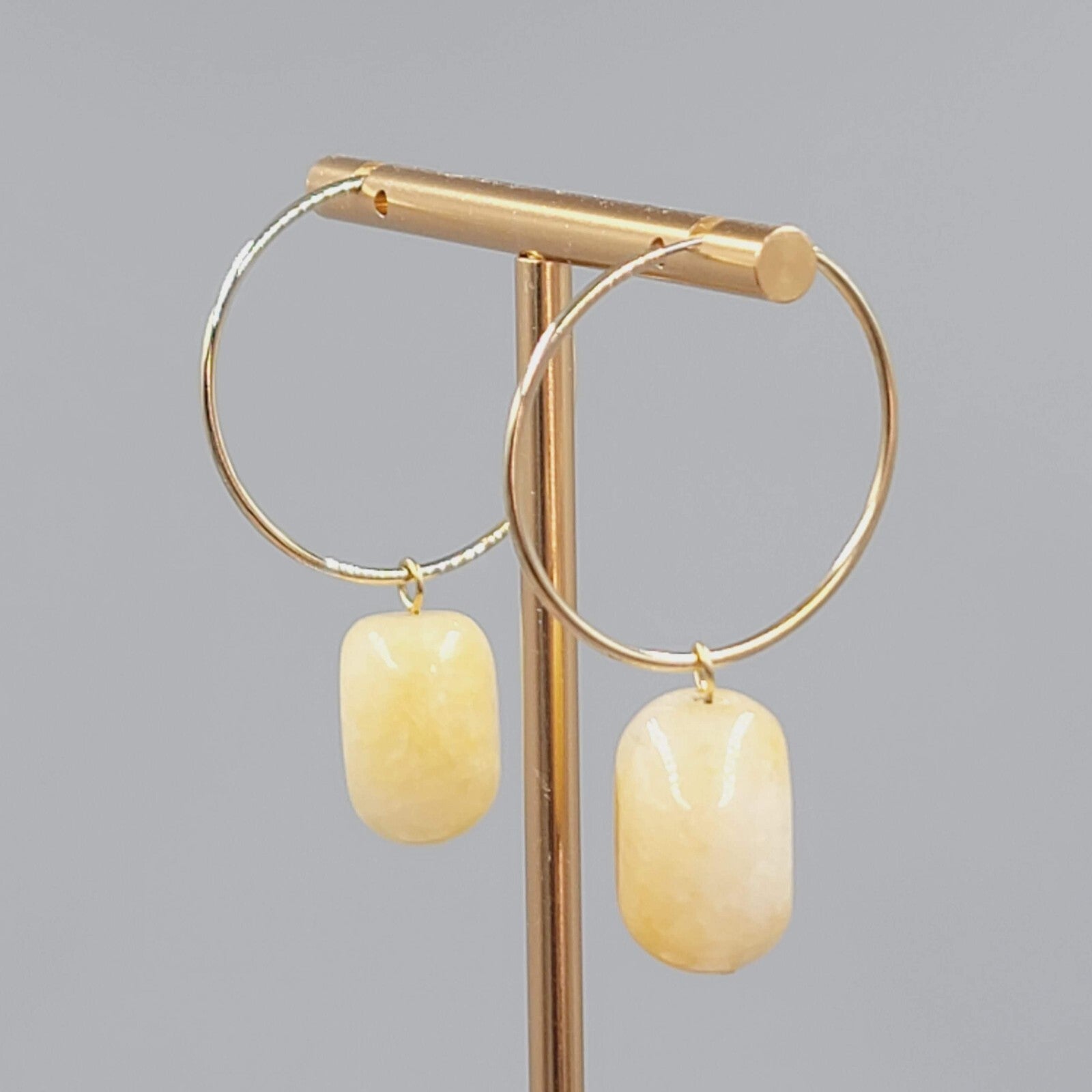 Agate Stone Bead Pierced Earrings Gold tone Hoops 2"